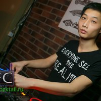 DJ Leonid Kim - BURNS VS DJ Fresh  Jacob Plan – Beauty Queen ( DJ Leonid Kim  DJ FutureMike Mash - UP)