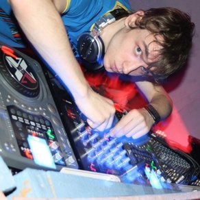 DJ Aleksandr Poliakov