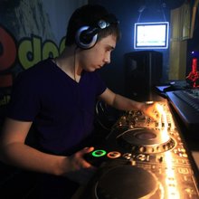 DJ Alex Dee