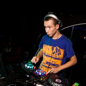 DJ Danya Kost