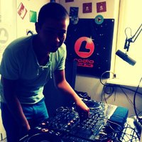 Ruslan Loud - Ruslan Loud - Live Games at L Radio (104,9) Fm Part 1 (Deep House)