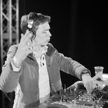 DJ Vik Tor