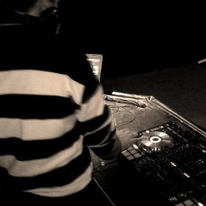 DJ DomeniKoVSky
