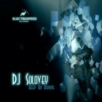 DJ DIMIXER - DJ Solovey - Keep On Dancing (W.D.F.R. Remix) @ ES Radioshow #24 DJ JIM (17.05.2012)