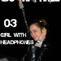 Marvel - Girl With Headphones 03