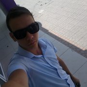 Daniel Martines