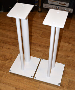 Titan Sound Stands 102 White