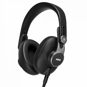 AKG K371