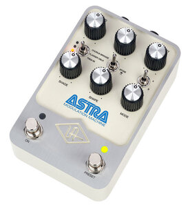 UNIVERSAL AUDIO Astra Modulation Machine