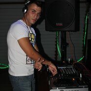 DJ DREAM