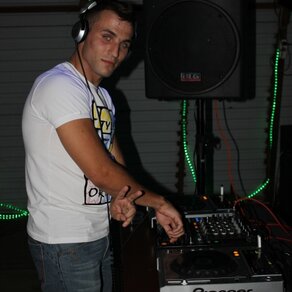 DJ DREAM